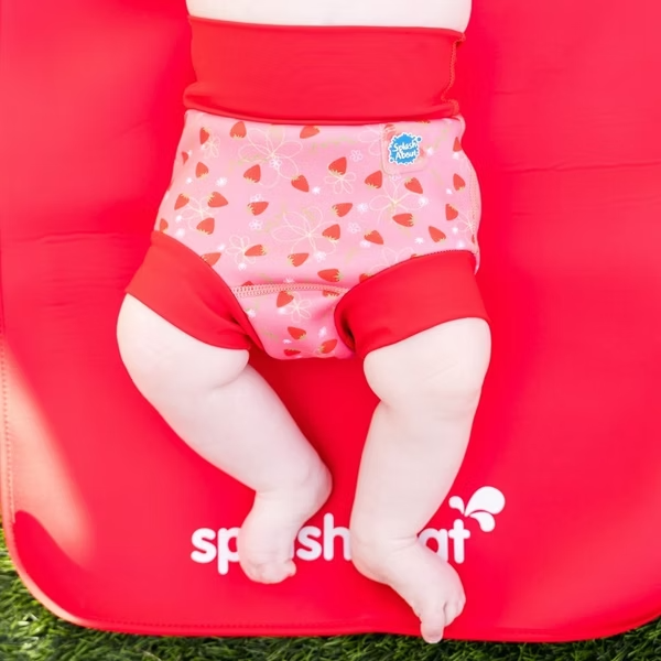3D游泳尿布褲 - 草莓野原