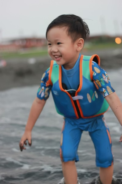兒童抗UV連身泳衣- 衝浪小子